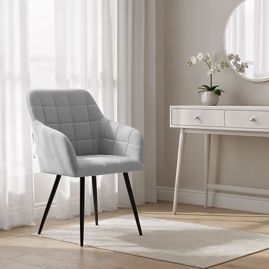 4x Kárpitozott szék négyzetes tűzéssel Szürke LUXANO Fekete lábak