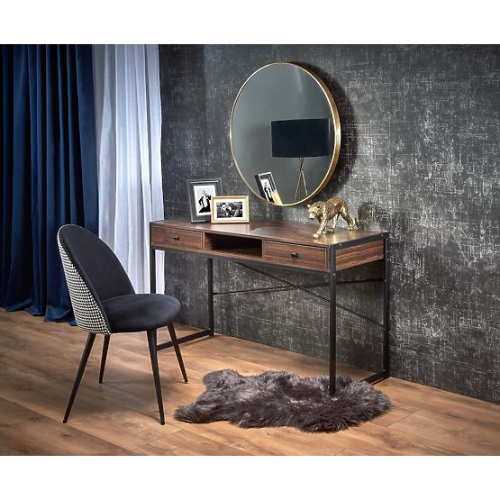 B46 dió/ fekete íróasztal (1p=1db)