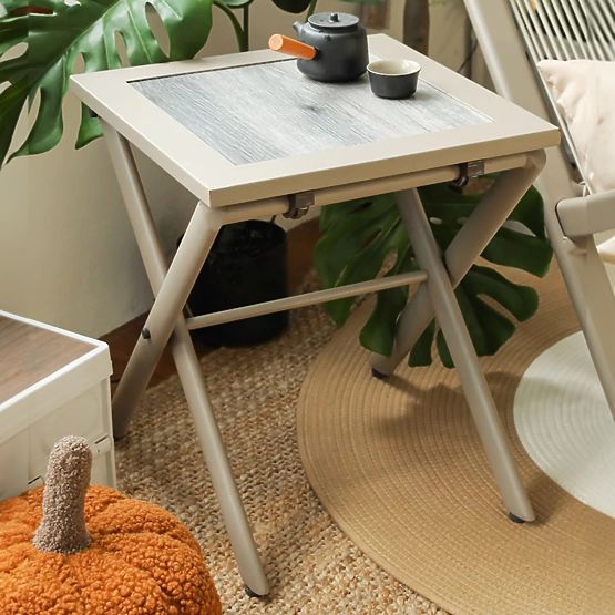 CHILL SAND terasz bútor szett napozóágyak és asztal