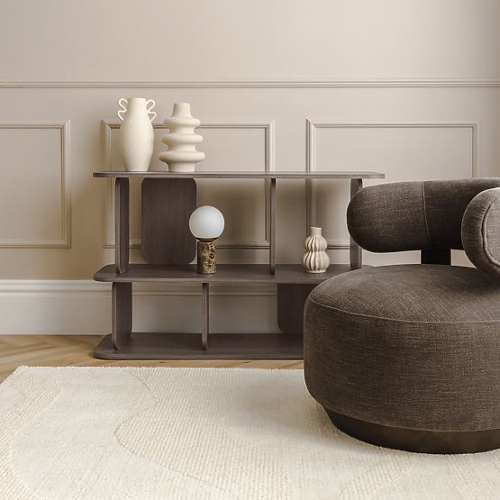 Dolce relaxációs szék, lekerekített formák, barna eszpresszó, dió