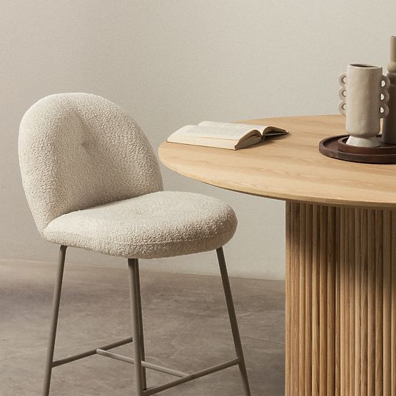 Fiori bárszék világos bézs, lekerekített formák