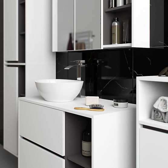 FÜGGESZTETT FÜRDŐSZOBAI BÚTOR SZETT NYÍLÁSOKKAL VAMI FEHÉR / GRAFIT SZÜRKE