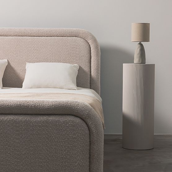 Kárpitozott ágy Ovoid 140x200 cm, ráccsal és tárolóval, lekerekített, bézs