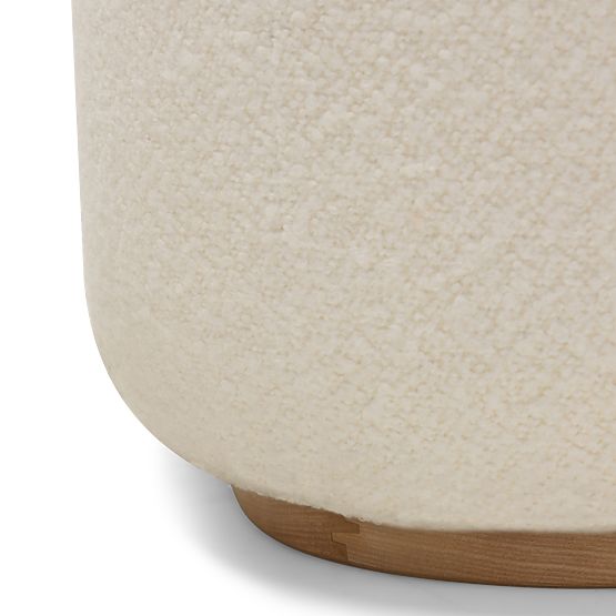 Kárpitozott Imai fotel fehér, lekerekített formák