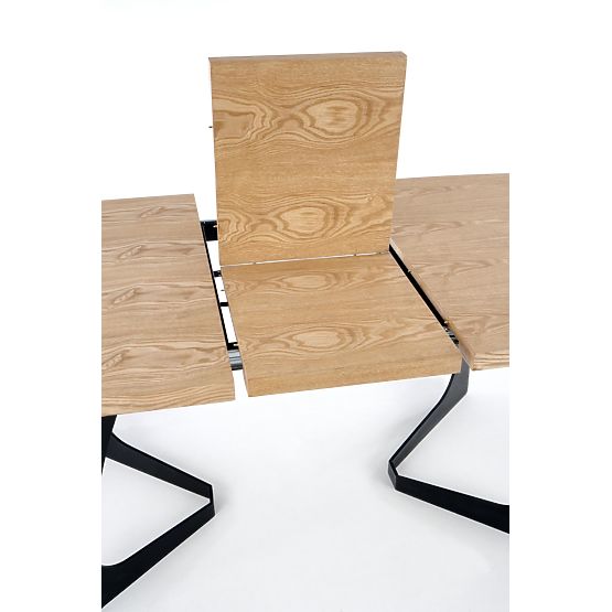 Kihúzható VELDON asztal, lap - természetes tölgy, lábak - fekete (2p=1ks)