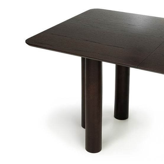 Loa 140-200 cm-es kinyitható asztal, tölgy furnér, dió, bükkfa, lekerekített