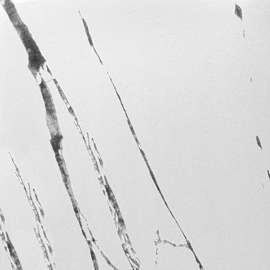 MOGREN fehér márvány fém virágtartó