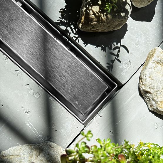 REA NEOX PRO Lineáris lefolyó Kefeacél 60