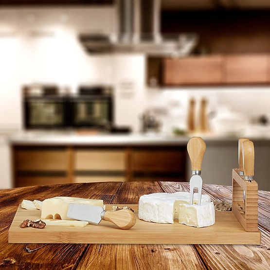 Salers sajtos és snack tálaló deszka evőeszközökkel