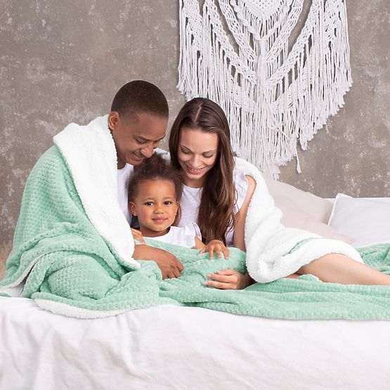 SHLEEPY takaró menta színben, jacquard mintával, klasszikus stílusú, 130x180