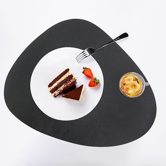 TRIVAL BLACK asztali alátét készlet, 8 darab