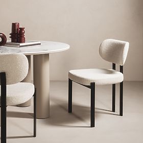 Kárpitozott Flare szék, világos bézs/fekete lábak